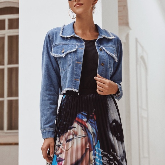 🔥🆕Long Sleeve Button Down Jean Denim Crop Jacket - Picture 2 of 10